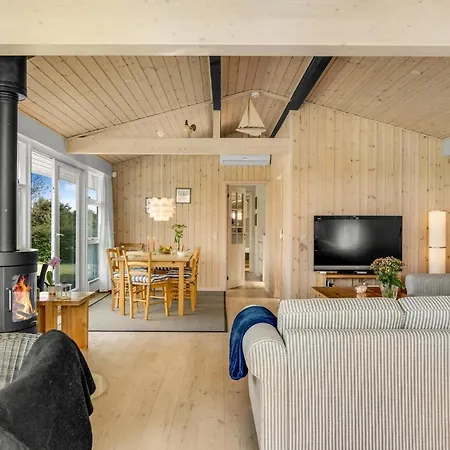 Stunning In With Kitchen *