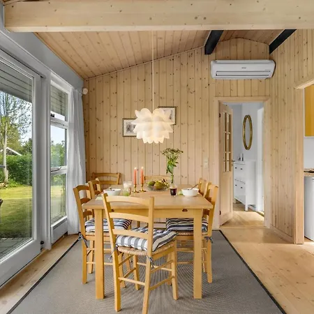 Stunning In With Kitchen * Dronningmolle